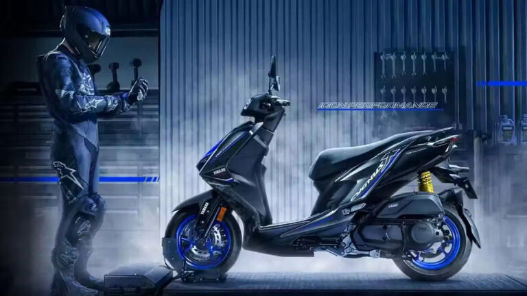 Neues sportliches Sondermodell verwandelt den Kultroller von Yamaha in eine Mini-R1M